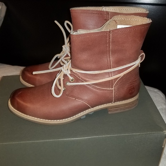 Timberlands - Picture 2 of 3